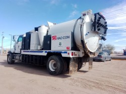 CAMION VACTOR - STERLING - L8500 - 09652 - 6